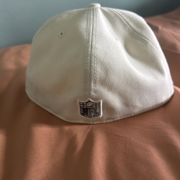 New Erra raiders hat 7 5/8 - Picture 3 of 4